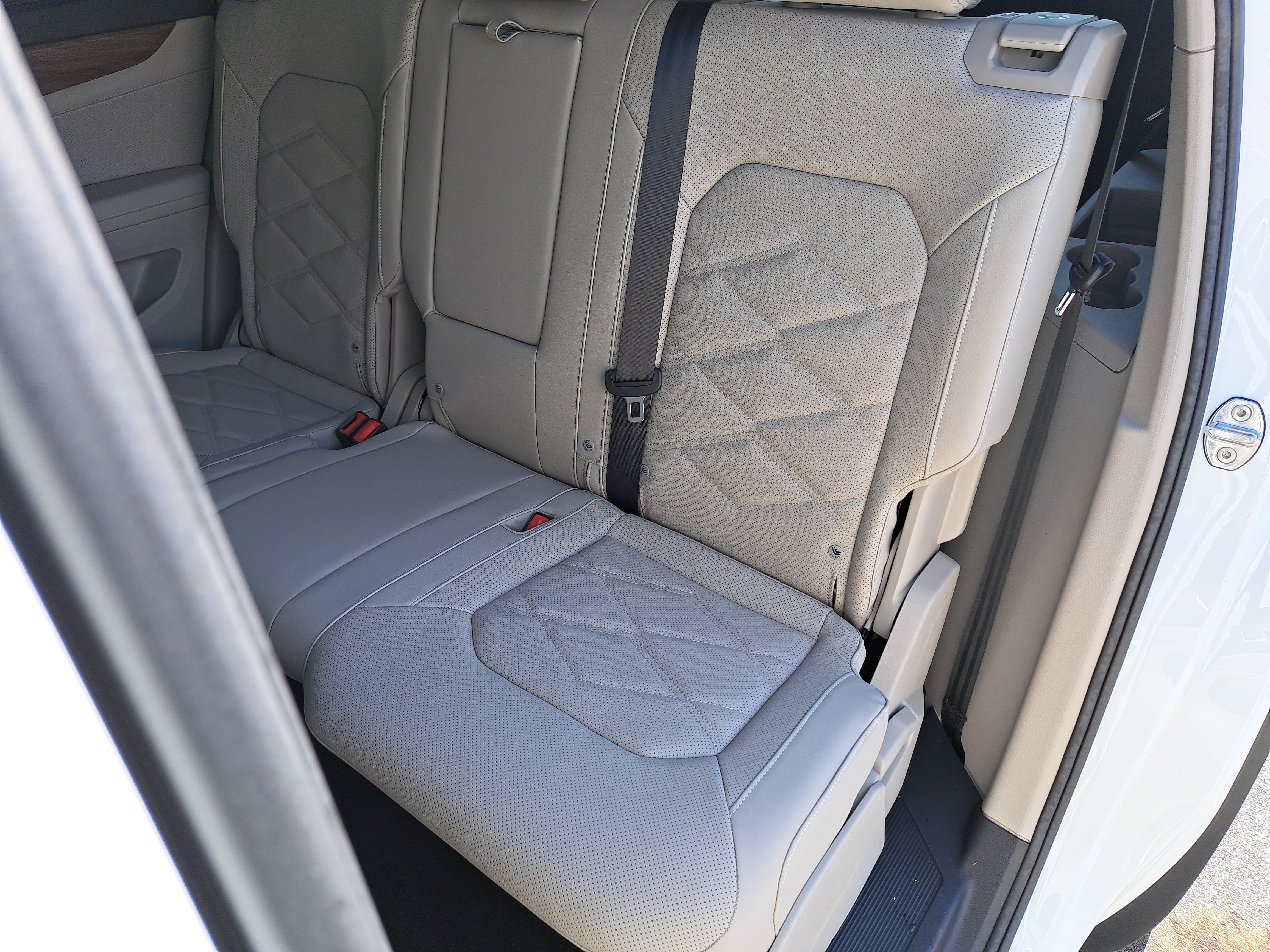 New 2026 Volkswagen Atlas SE AWD/4WD image 15