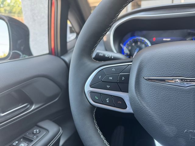 New 2026 Chrysler Voyager LX FWD image 28
