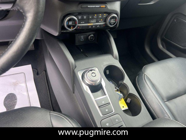 Used 2021 Ford Escape SEL w/ Technology Package image 30