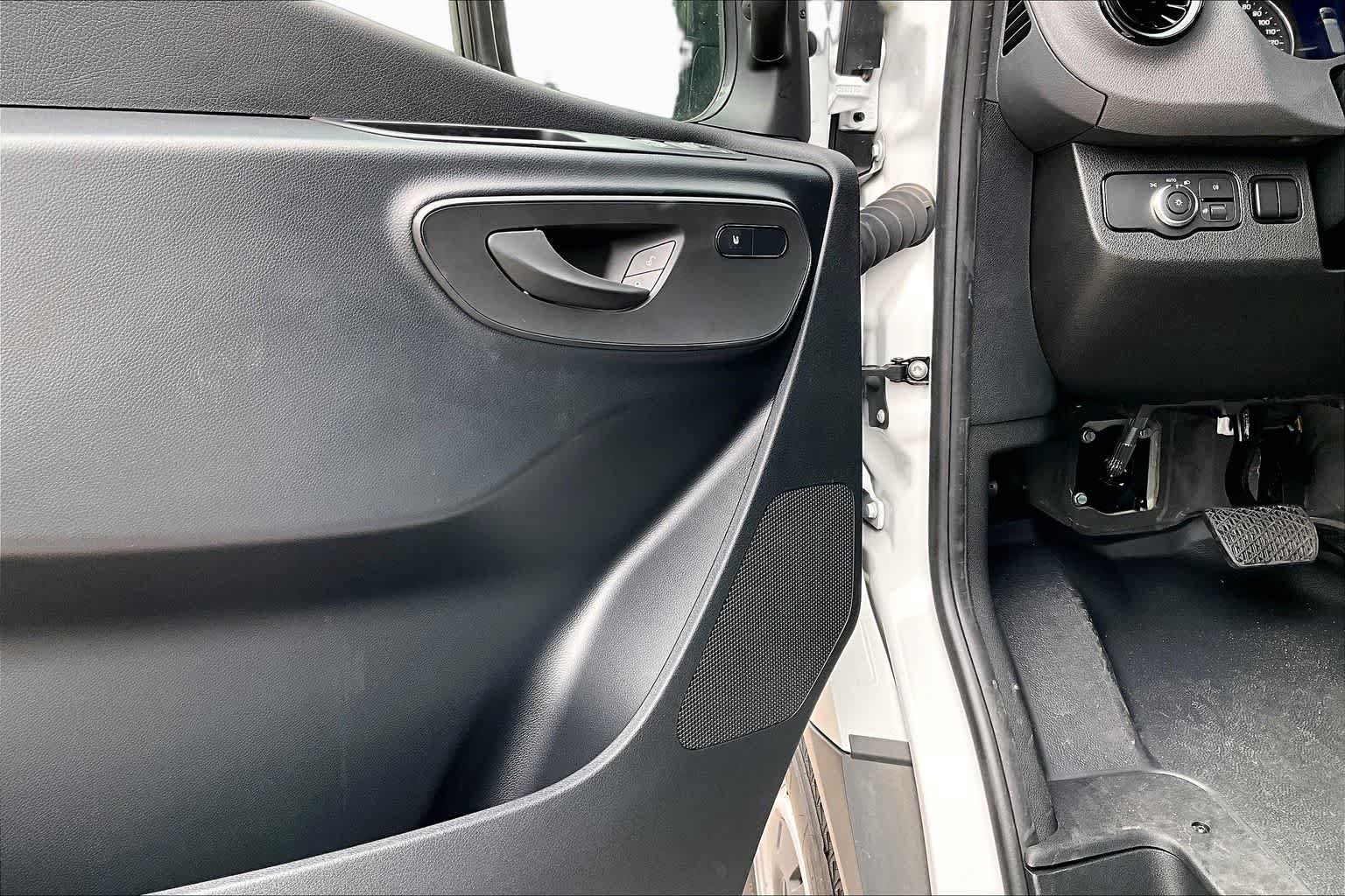 New 2025 Mercedes-Benz Sprinter 2500 image 15