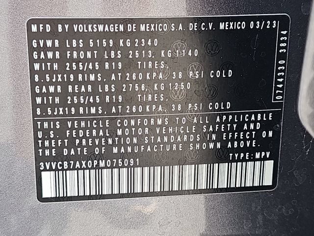 Used 2023 Volkswagen Tiguan SE R-Line FWD image 36