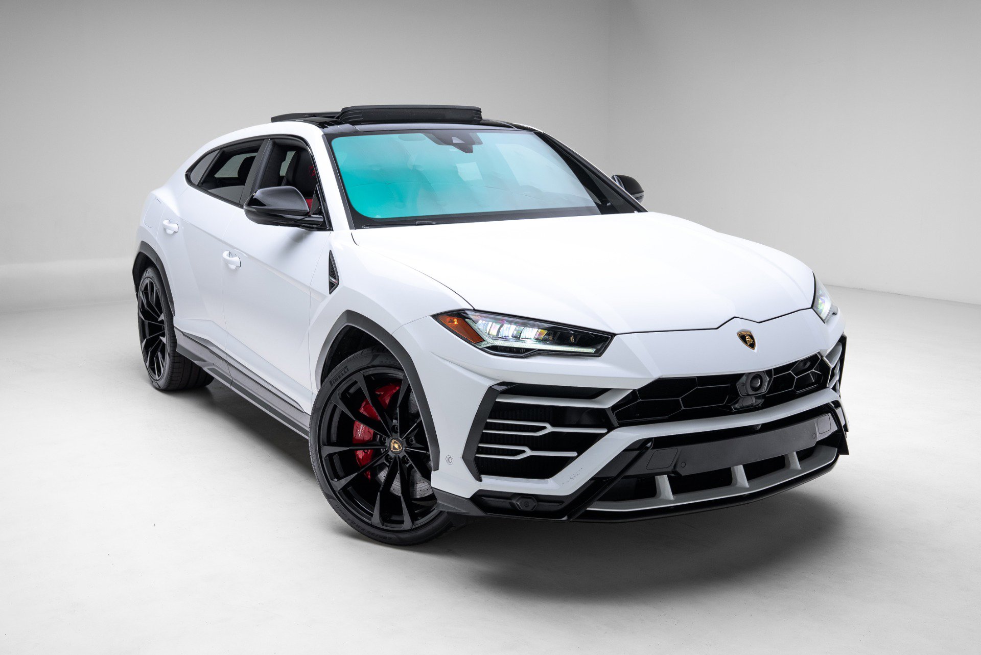 Used 2021 Lamborghini Urus AWD/4WD image 23