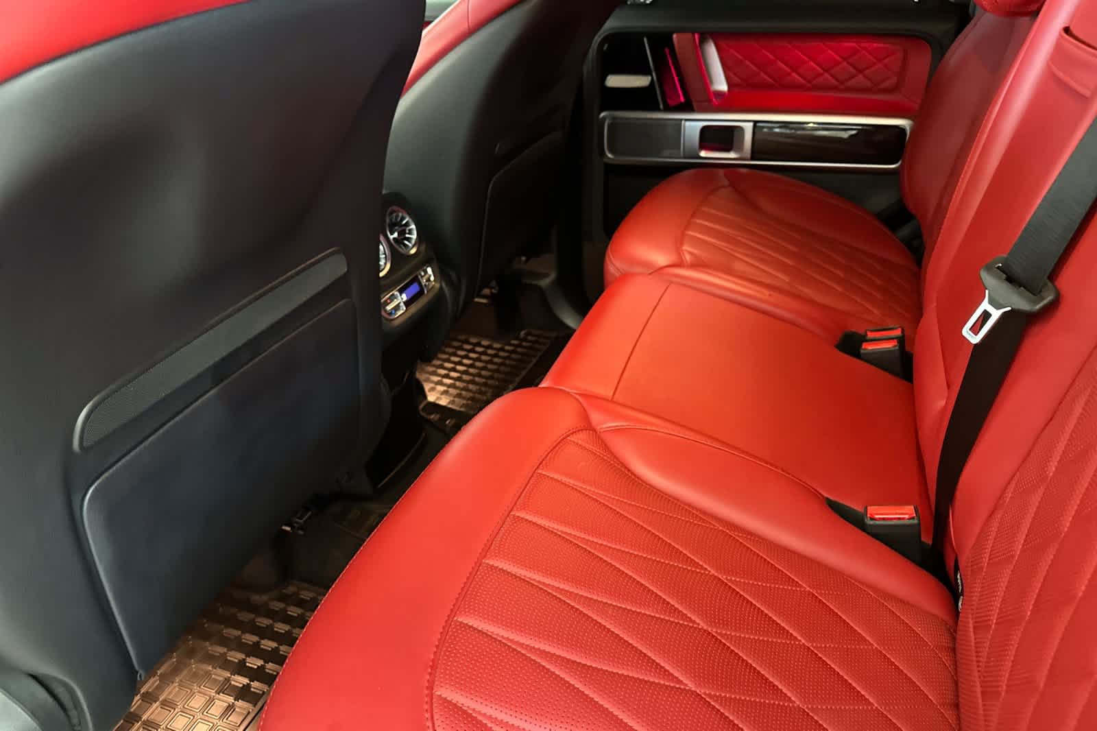 Certified 2024 Mercedes-Benz G 63 AMG 4MATIC image 11