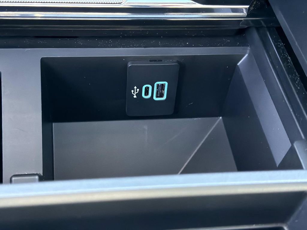 Used 2024 Ford F250 Lariat w/ Lariat Ultimate Package image 35