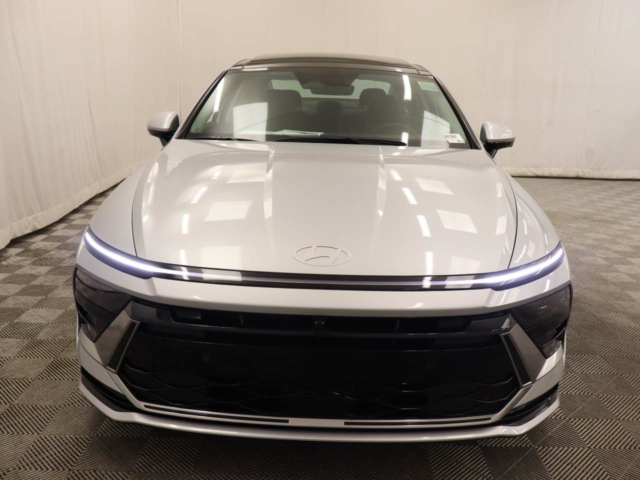 New 2026 Hyundai Sonata Limited FWD image 4