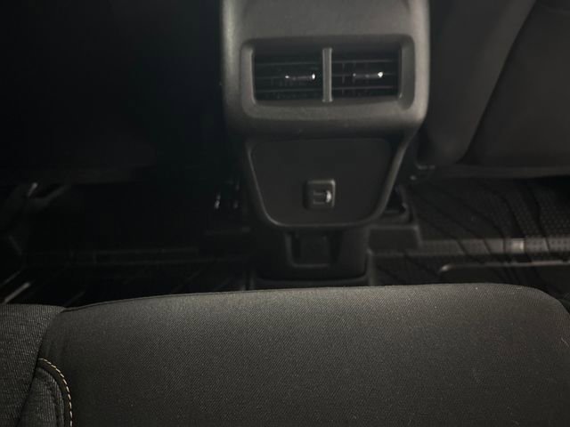 Used 2023 Chevrolet Equinox LT image 19