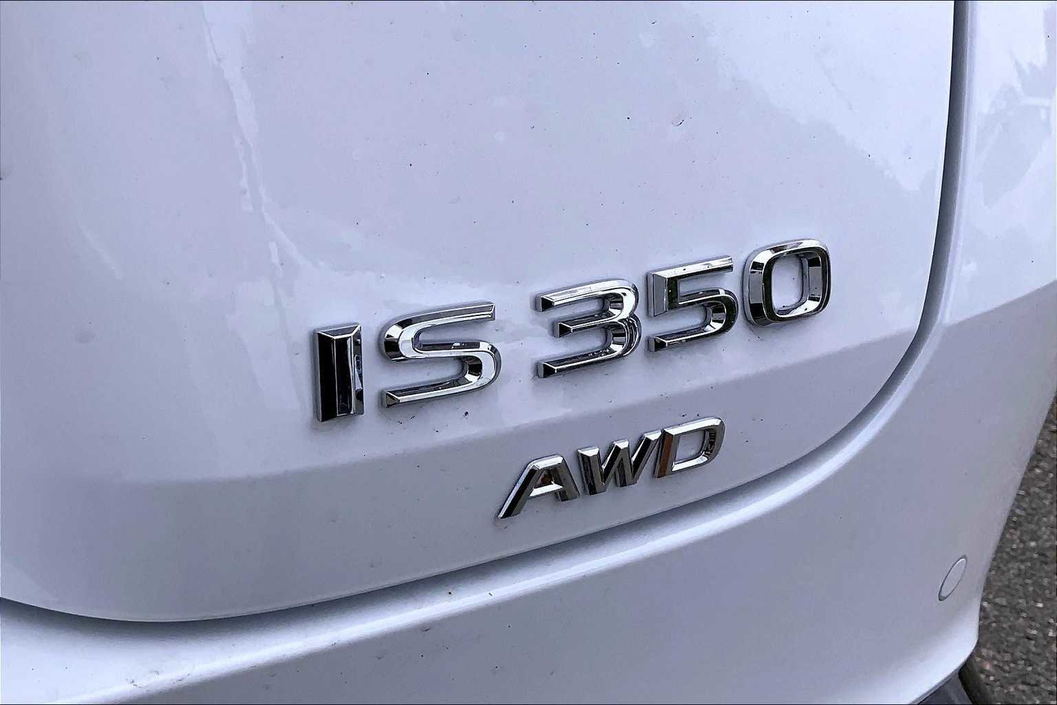 New 2025 Lexus IS 350 F Sport image 15