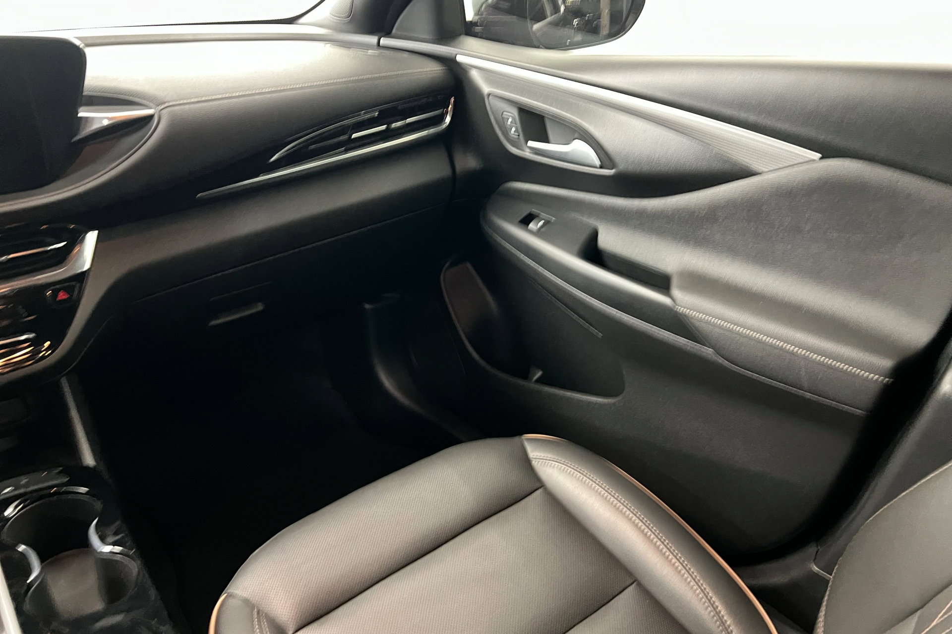 Used 2024 Buick Envista Avenir image 13