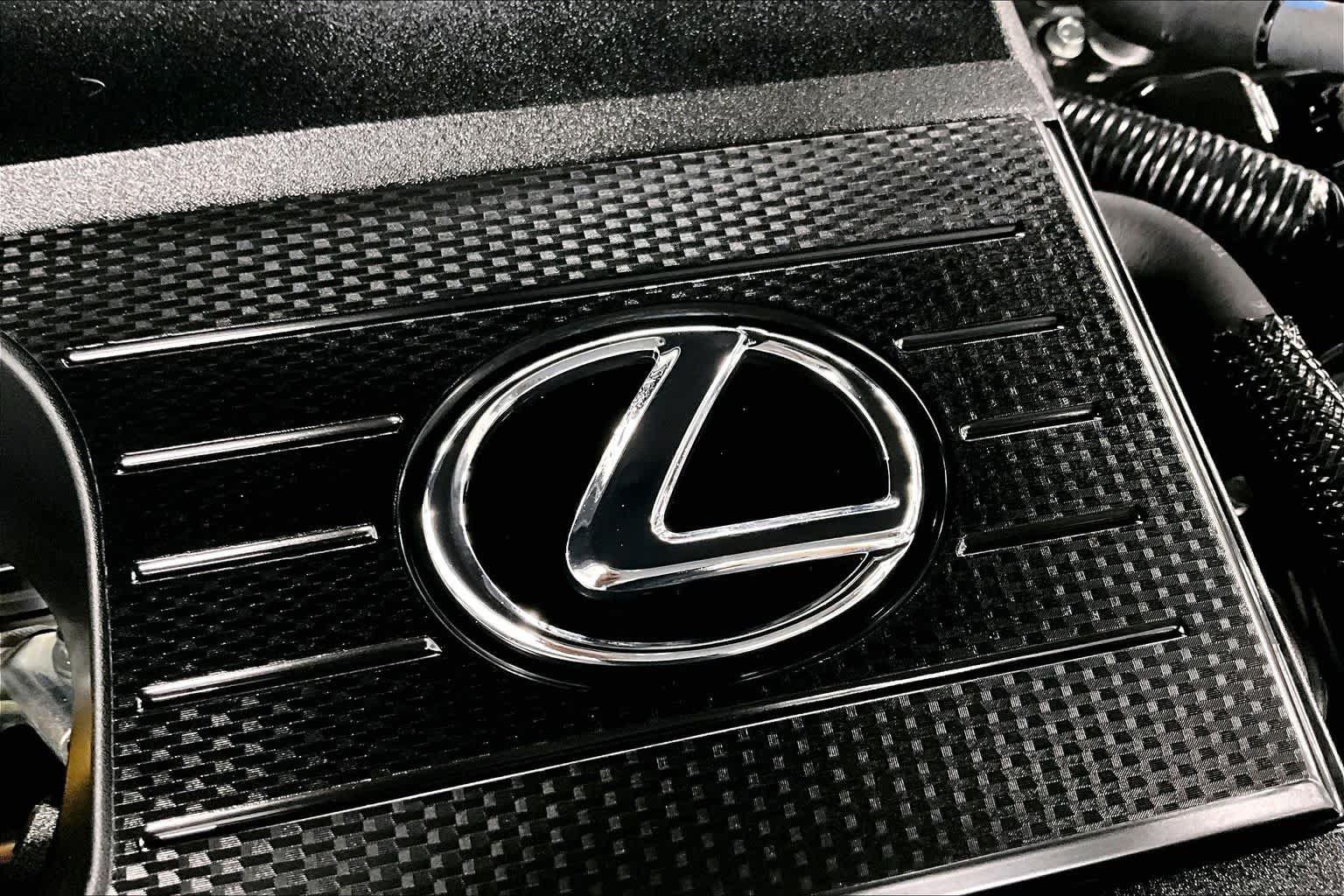 Used 2025 Lexus UX 300h FWD w/ Accessory Package (Z2) image 32
