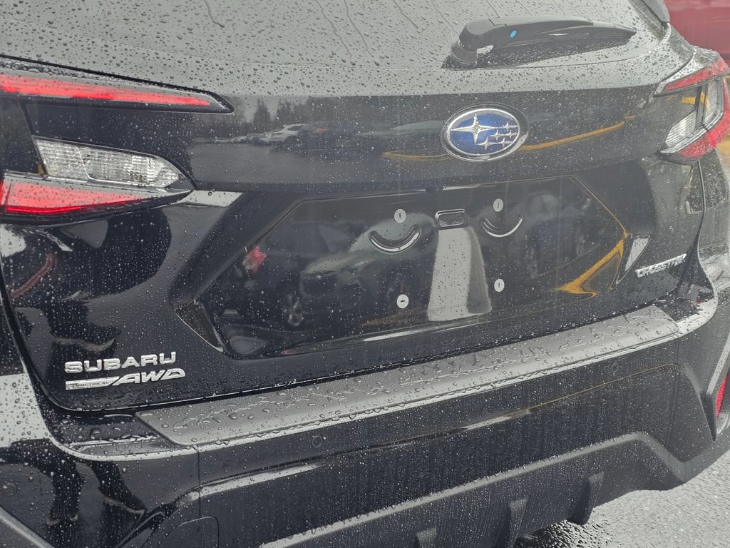 Used 2025 Subaru Crosstrek 2.5i Limited w/ Crosstrek Mirror Package AWD/4WD image 14