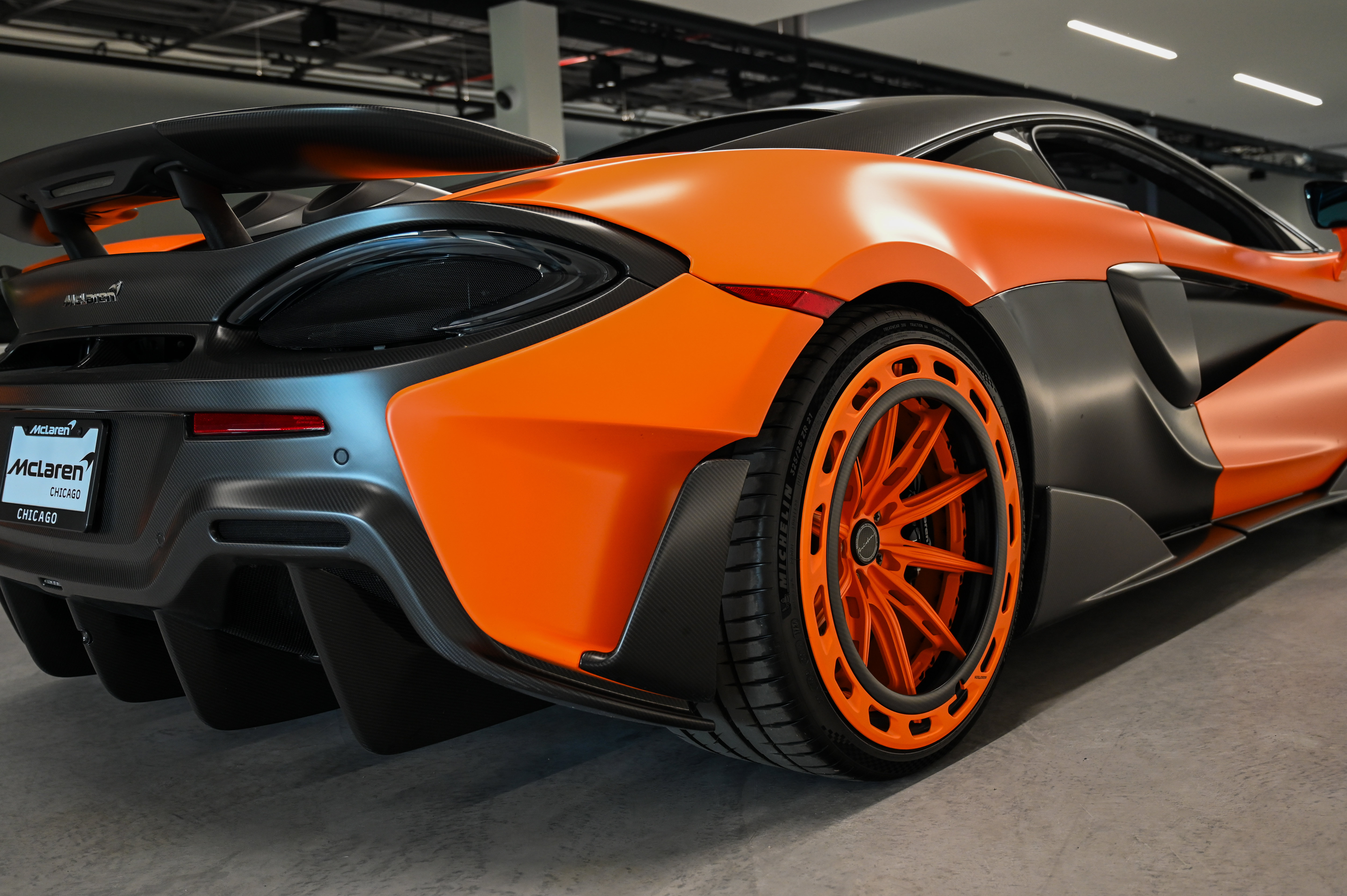 Used 2019 McLaren 600LT RWD image 24