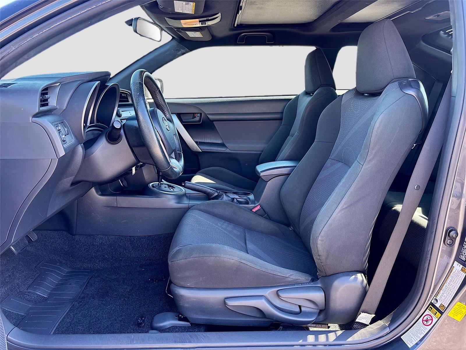 Used 2013 Scion tC image 21