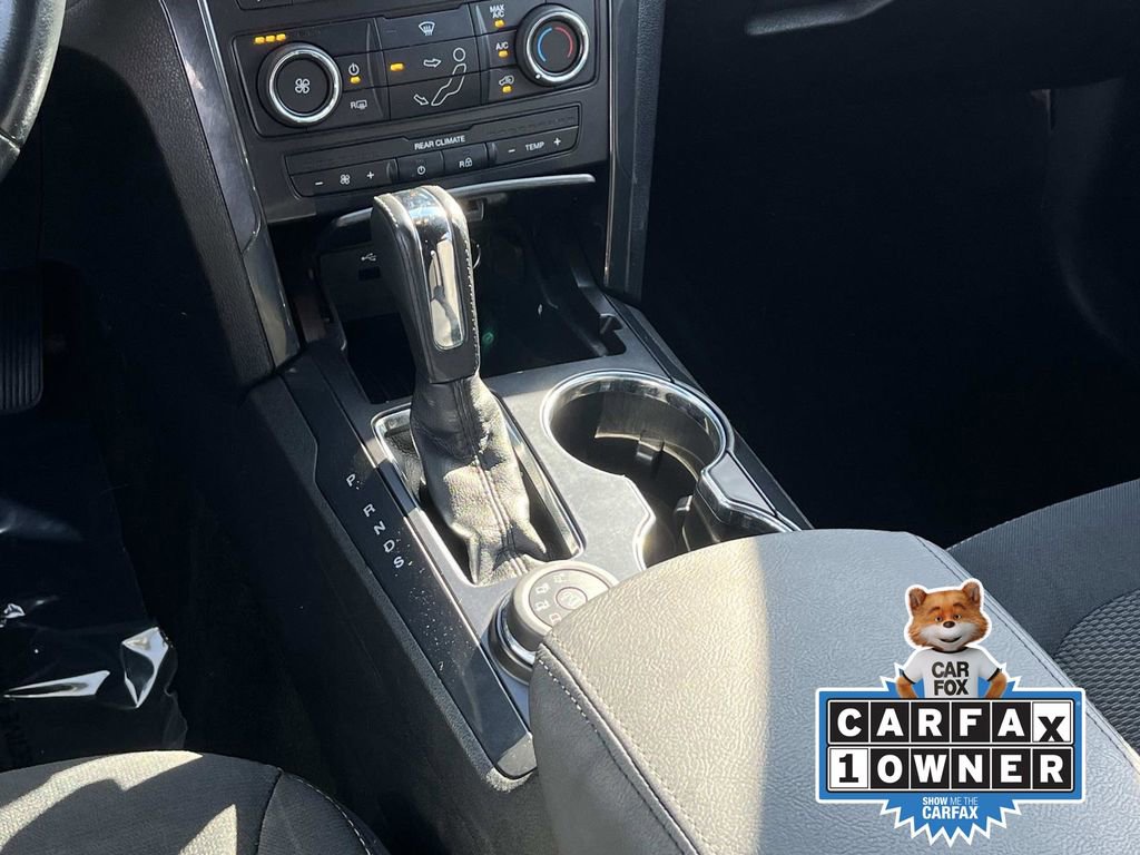 Used 2017 Ford Explorer XLT image 14