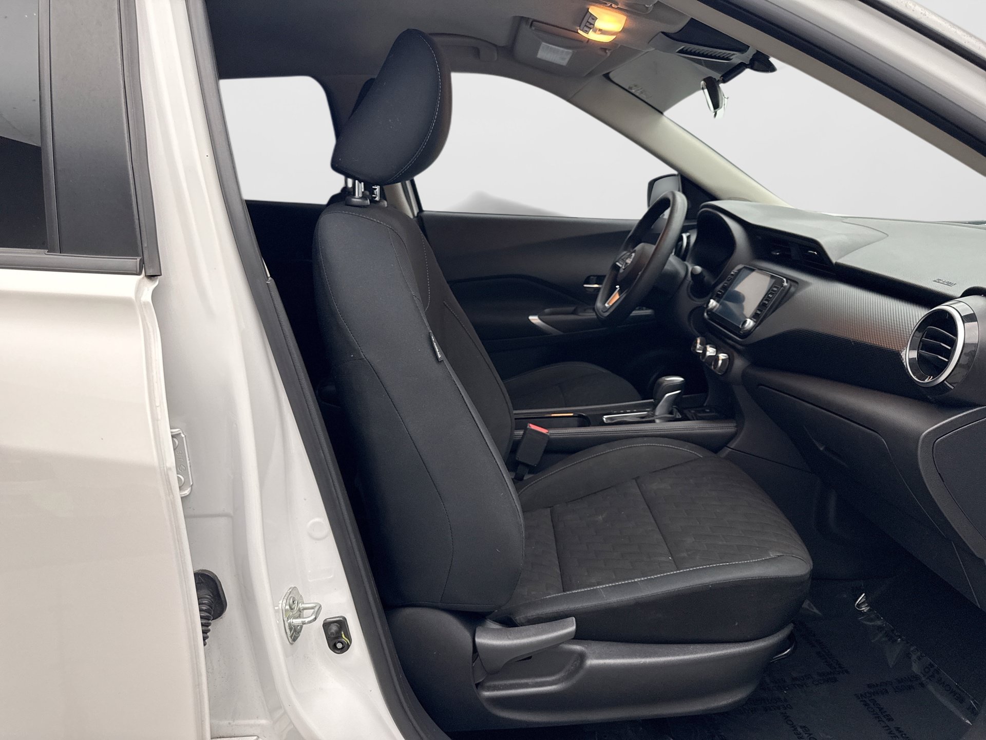 Used 2023 Nissan Kicks SV FWD image 16