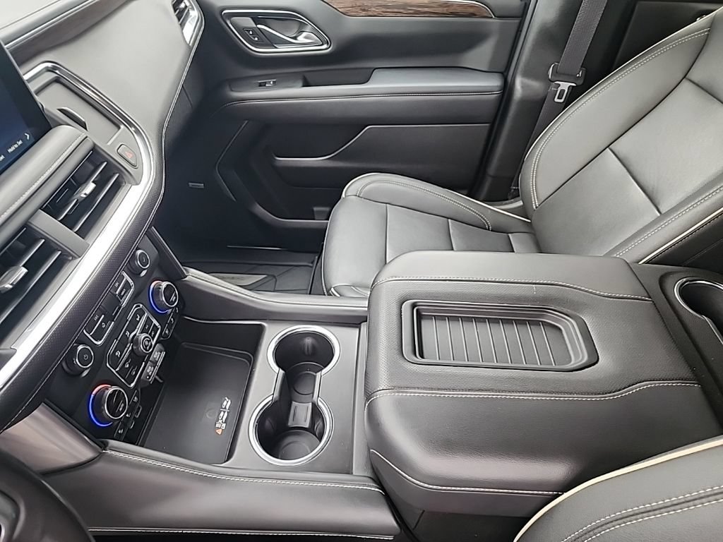 Used 2022 Chevrolet Tahoe Premier AWD/4WD image 12