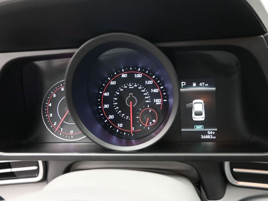 Used 2023 Hyundai Elantra SEL w/ Cargo Package image 14