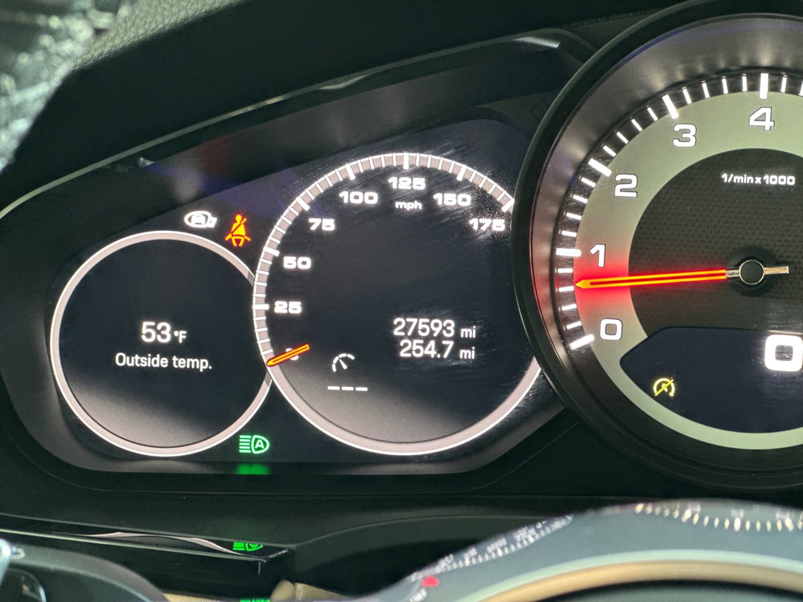 Certified 2022 Porsche Cayenne Coupe image 31