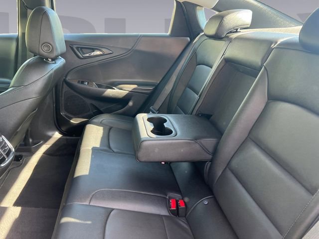 Used 2024 Chevrolet Malibu LT FWD image 16