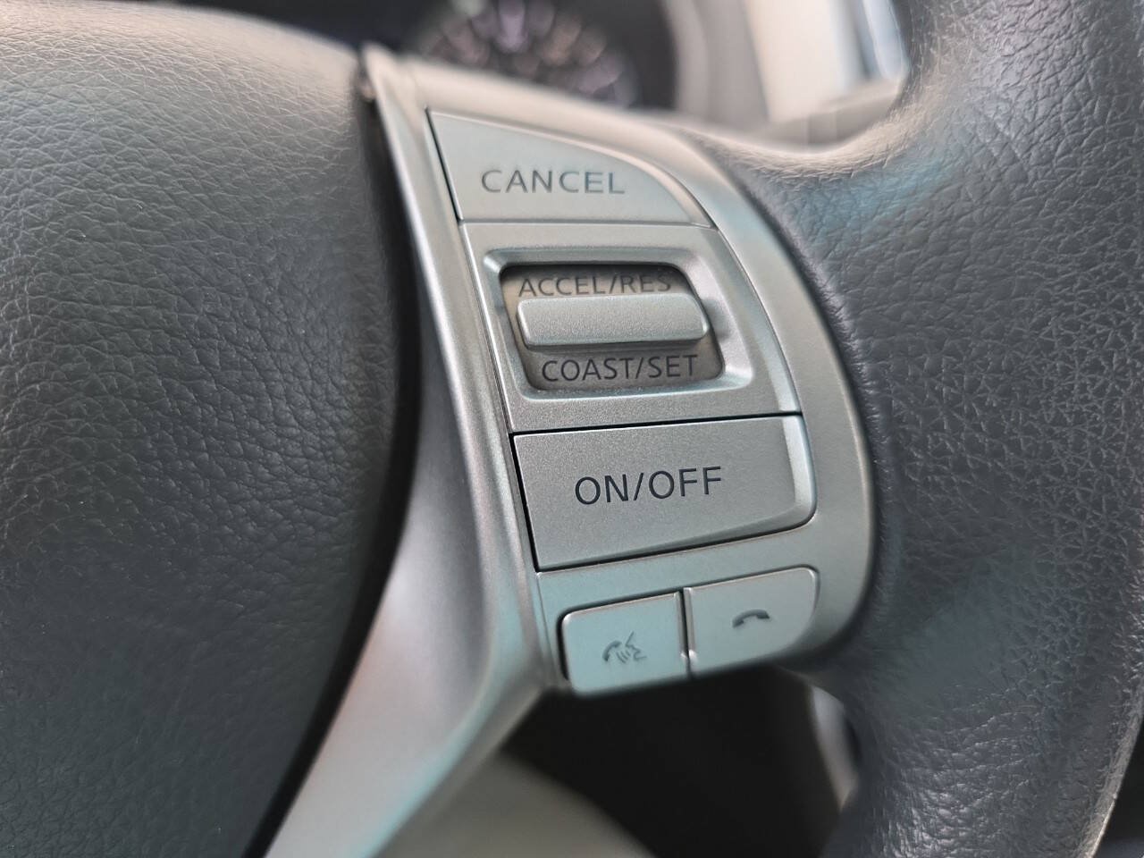 Used 2013 Nissan Altima 2.5 S FWD image 15