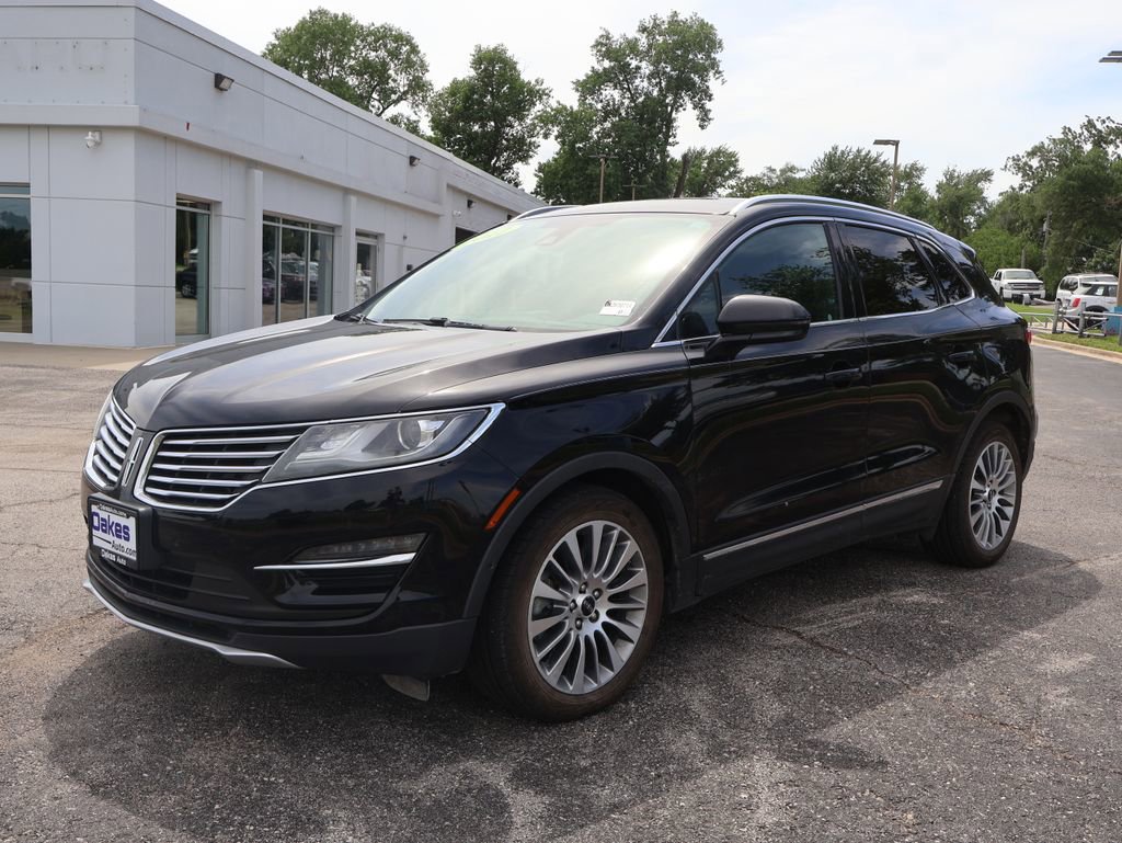 Used 2017 Lincoln MKC Reserve FWD image 3
