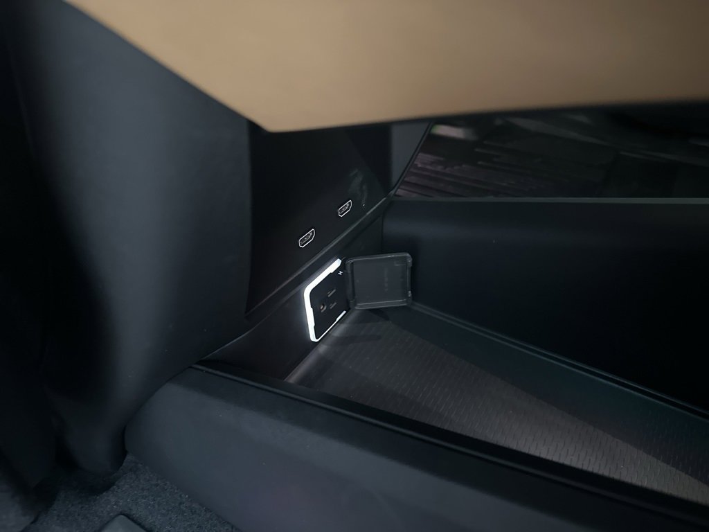 Used 2025 Cadillac Escalade IQ Sport 2 image 40