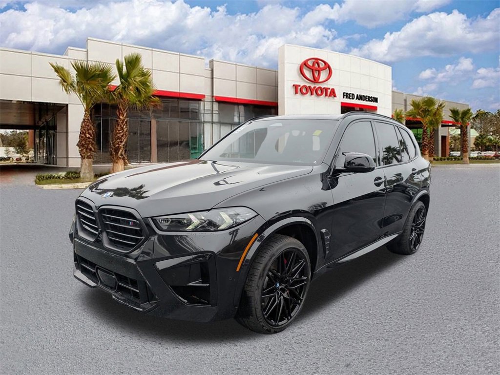 Used 2025 BMW X5 M Competition w/ Executive Package image 8
