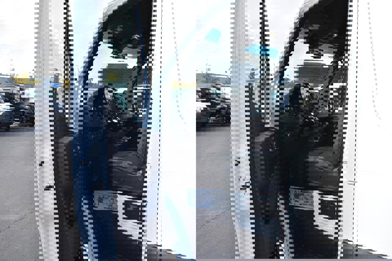 New 2025 Mercedes-Benz Sprinter 2500 image 12