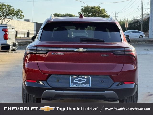 Used 2024 Chevrolet Equinox EV LT w/ Active Safety Package 3 FWD image 5