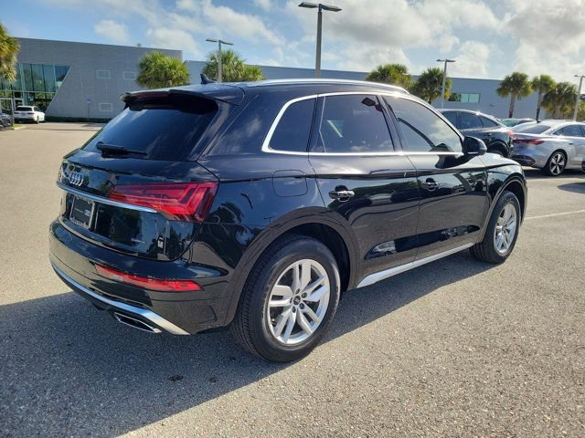 Certified 2023 Audi Q5 2.0T Premium w/ Convenience Package image 7