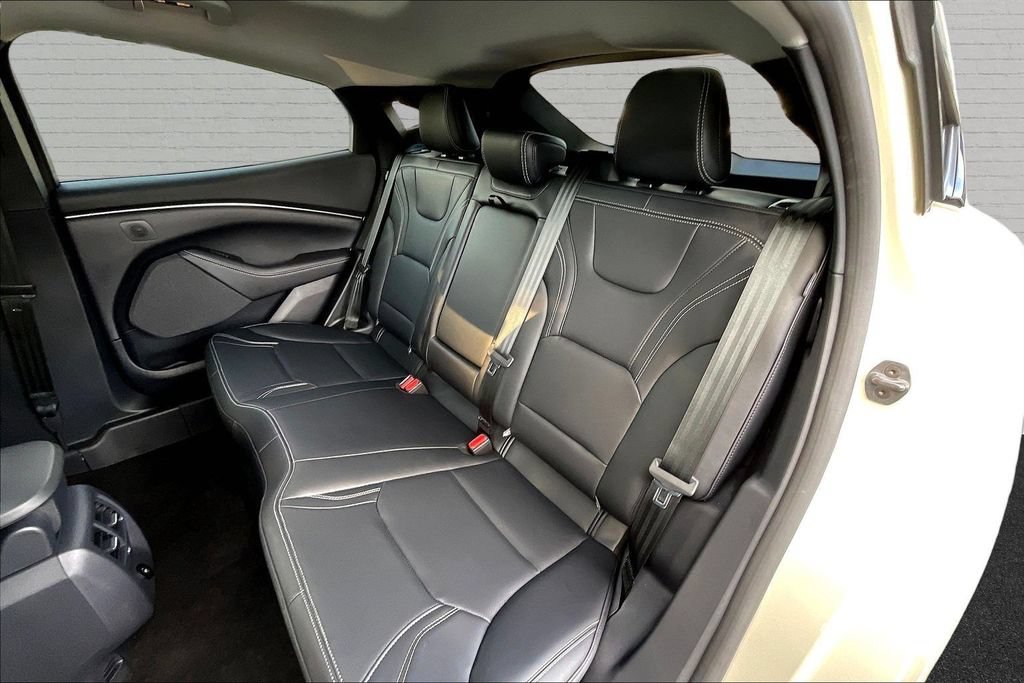 Used 2025 Ford Mustang Mach-E Premium AWD/4WD image 22