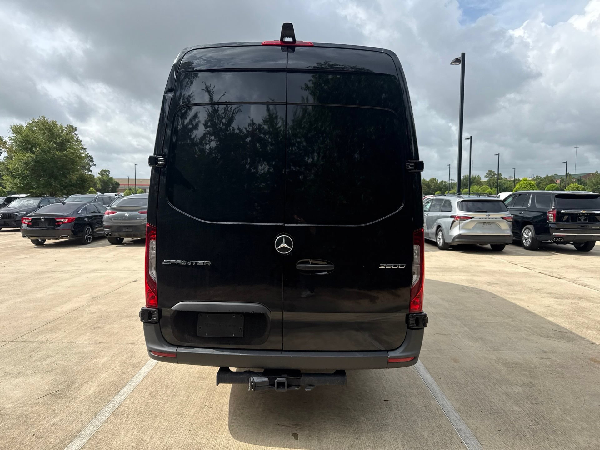 Used 2025 Mercedes-Benz Sprinter 2500 image 5