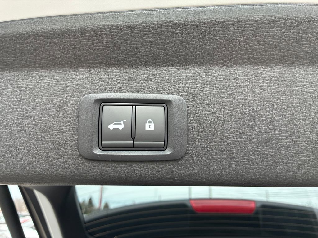 New 2026 Mitsubishi Outlander SE image 19