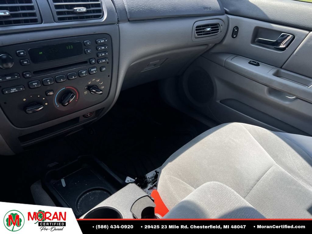 Used 2005 Ford Taurus SE FWD image 26