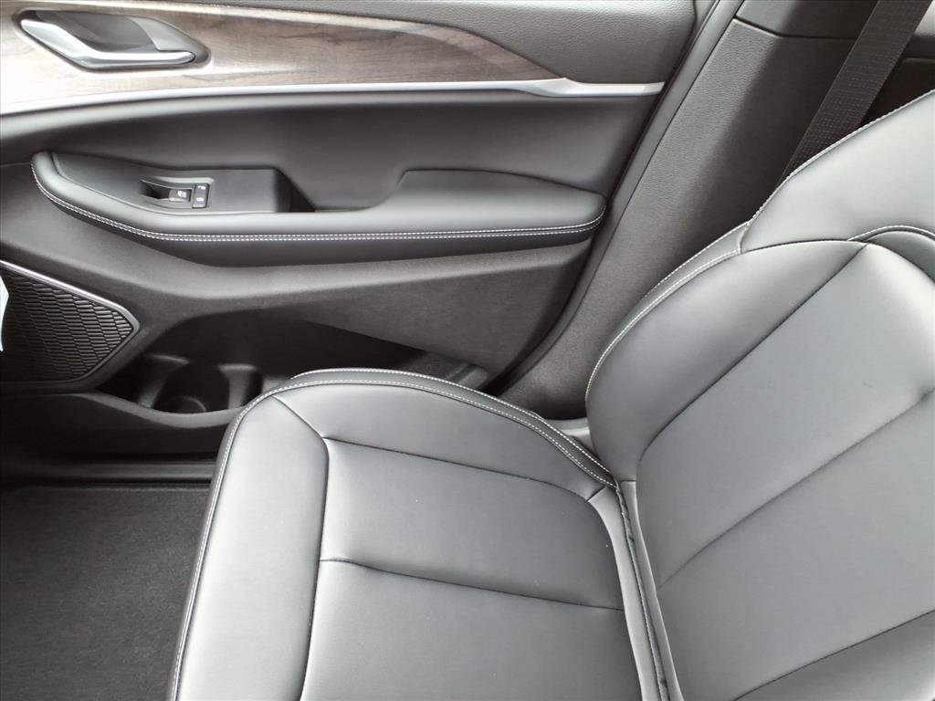 New 2026 Jeep Grand Cherokee Limited image 30