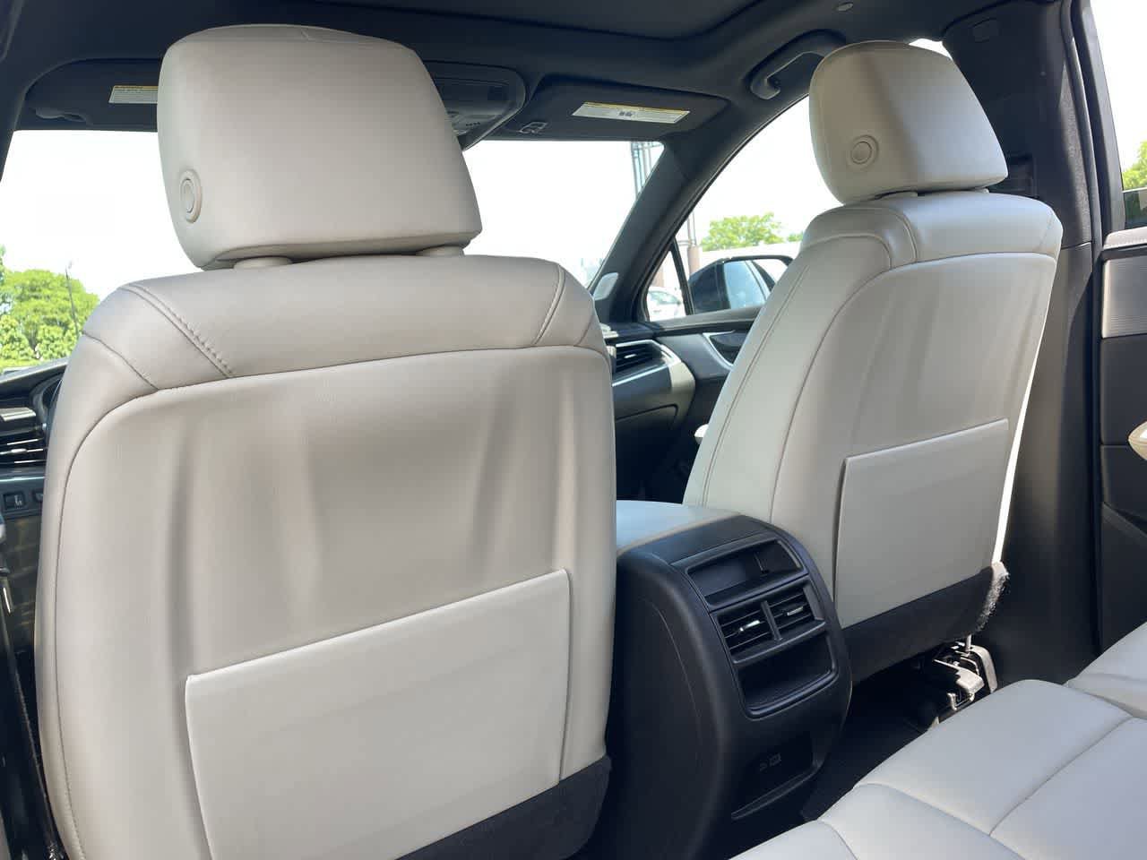 Used 2024 Cadillac XT5 Sportv w/ Technology Package AWD/4WD image 20