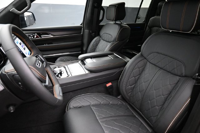 New 2026 Jeep Grand Wagoneer Summit AWD/4WD image 14