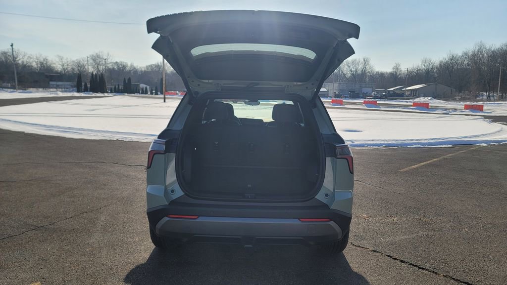 New 2026 Chevrolet Equinox LT image 11