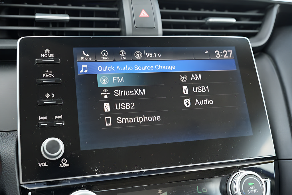 Used 2019 Honda Insight Touring image 33