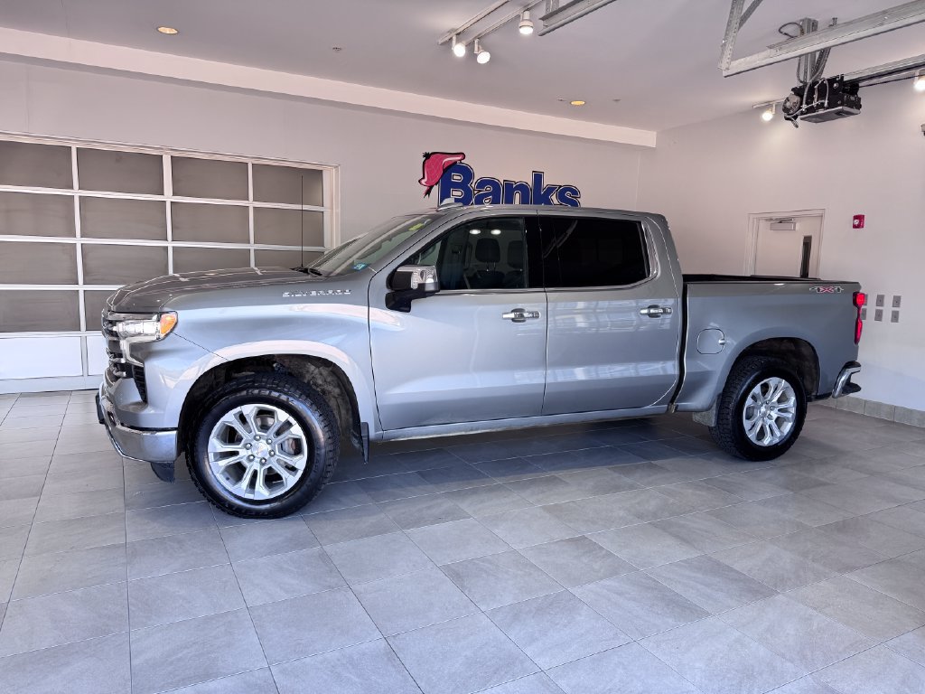 Certified 2025 Chevrolet Silverado 1500 LTZ w/ LTZ Premium Package AWD/4WD image 5