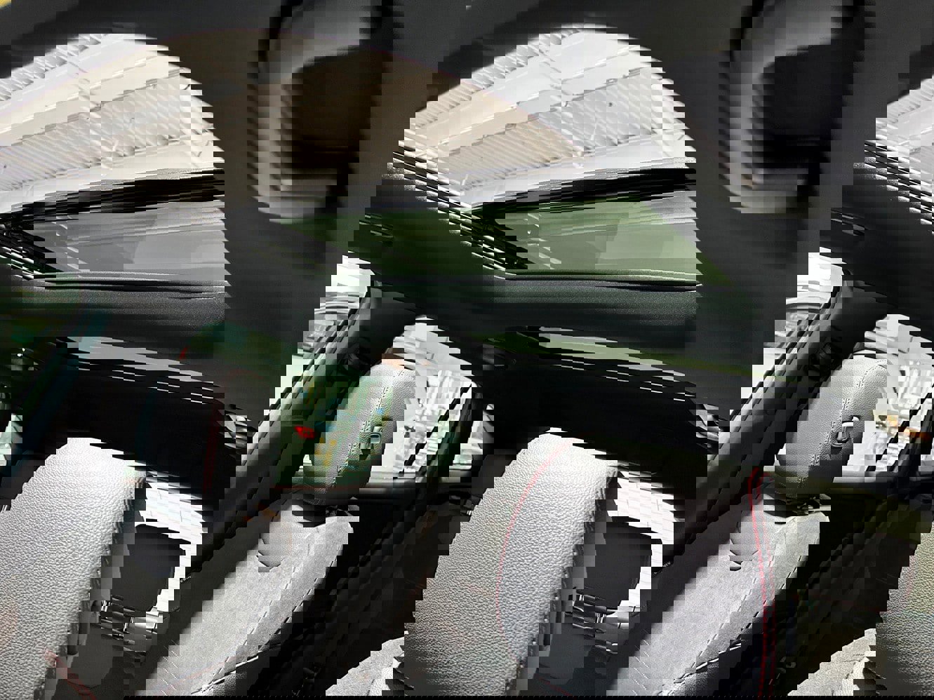 New 2026 Mercedes-Benz GLA 35 AMG 4MATIC image 13