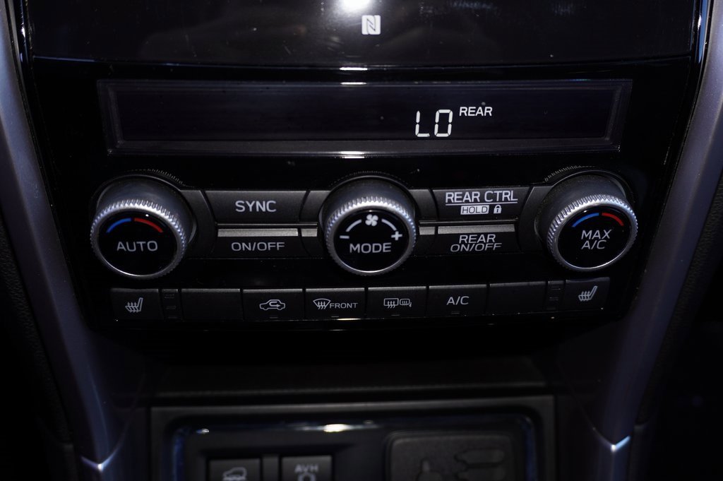 Used 2020 Subaru Ascent Limited w/ Technology Package image 20