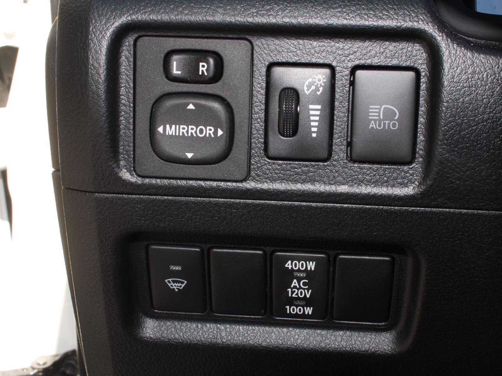 Used 2021 Toyota 4Runner Limited AWD/4WD image 9