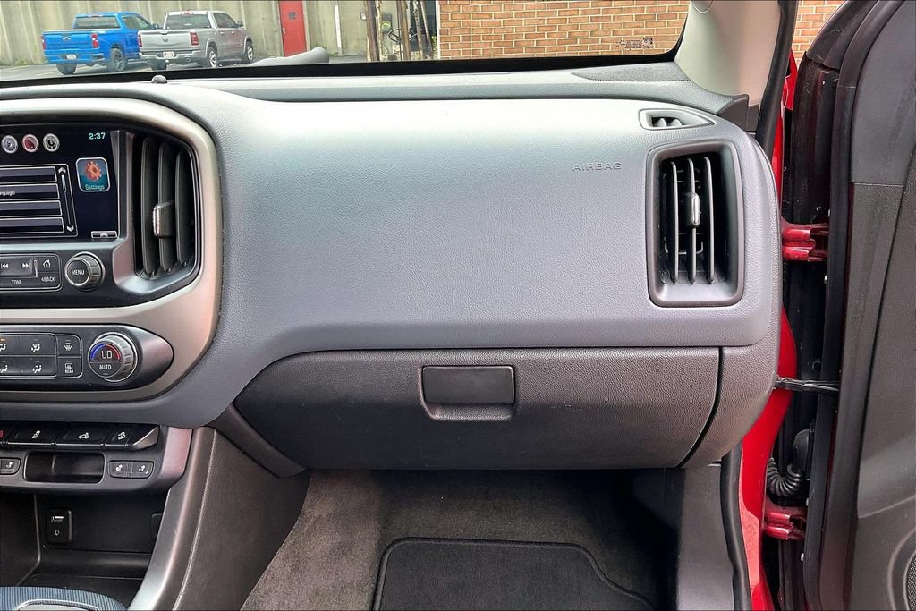 Used 2015 Chevrolet Colorado Z71 AWD/4WD image 15