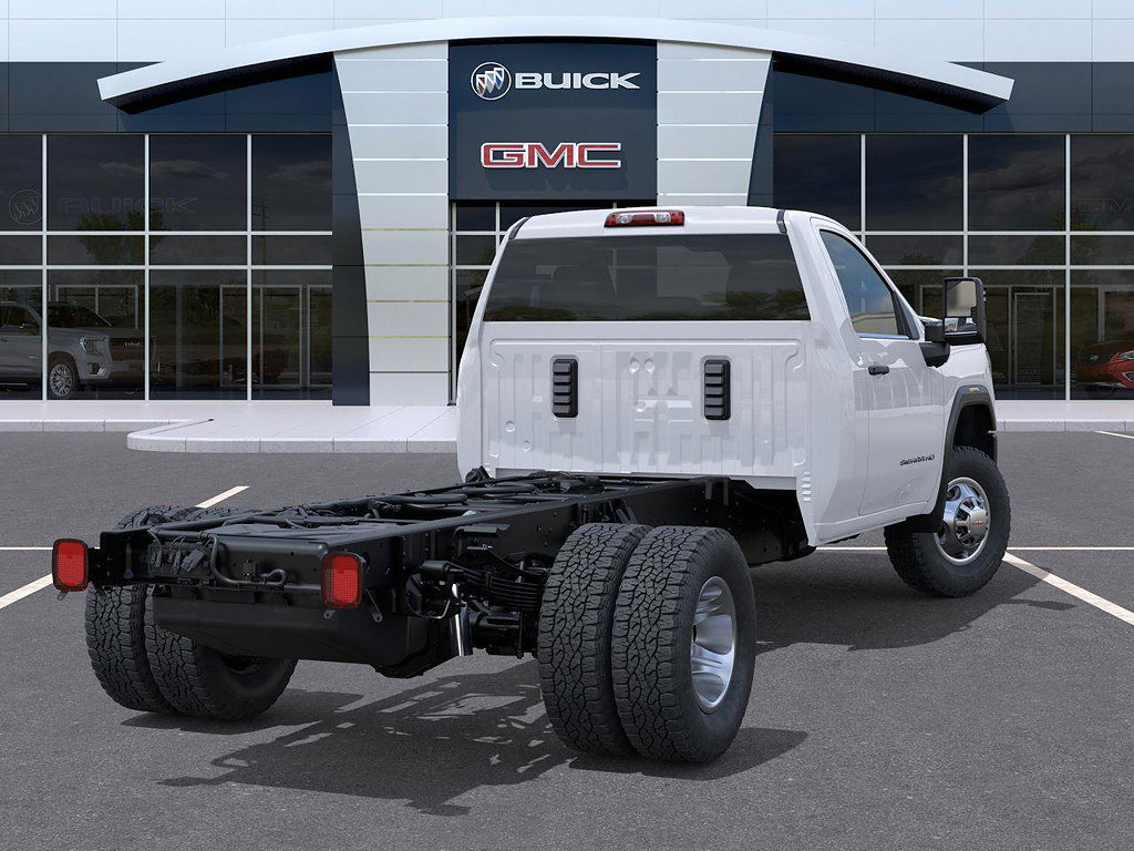 New 2026 GMC Sierra 3500 Pro AWD/4WD image 4