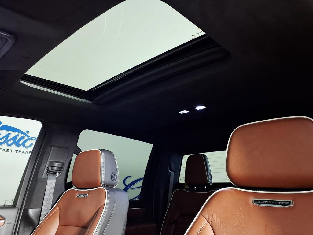 Used 2025 GMC Sierra 2500 Denali Ultimate image 13