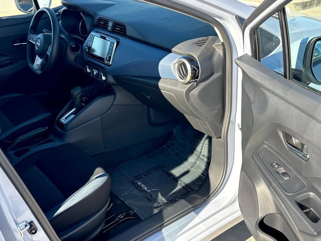 New 2025 Nissan Versa SV w/ Trunk Package image 19
