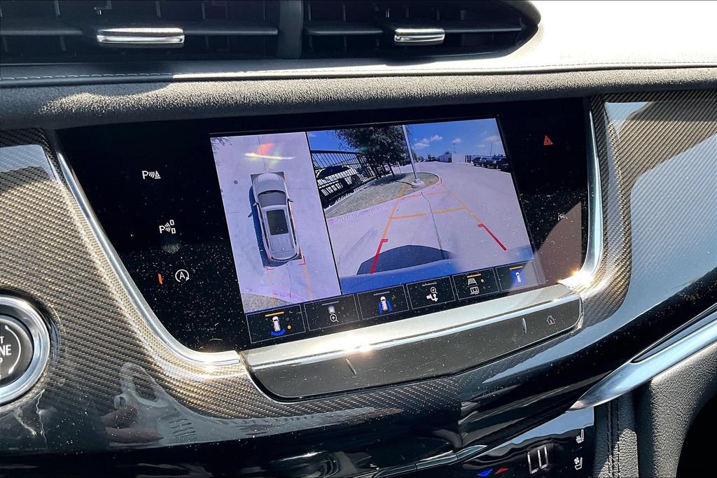 Used 2024 Cadillac XT6 Sport w/ Platinum Package AWD/4WD image 27