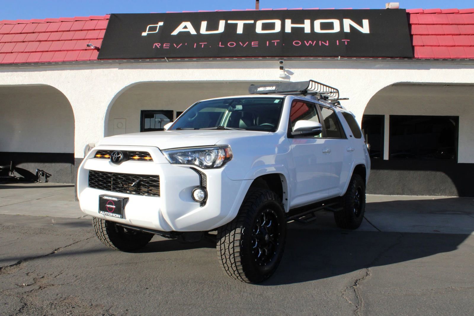 Used 2016 Toyota 4Runner SR5 Premium image 3