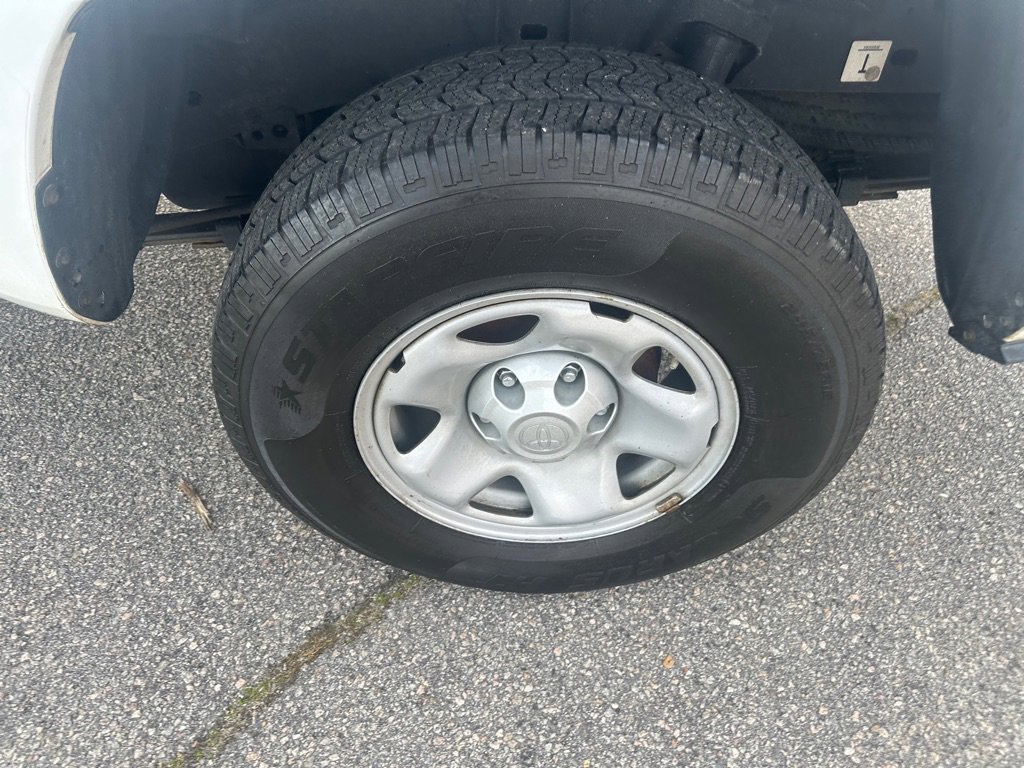 Used 2019 Toyota Tacoma SR RWD image 17