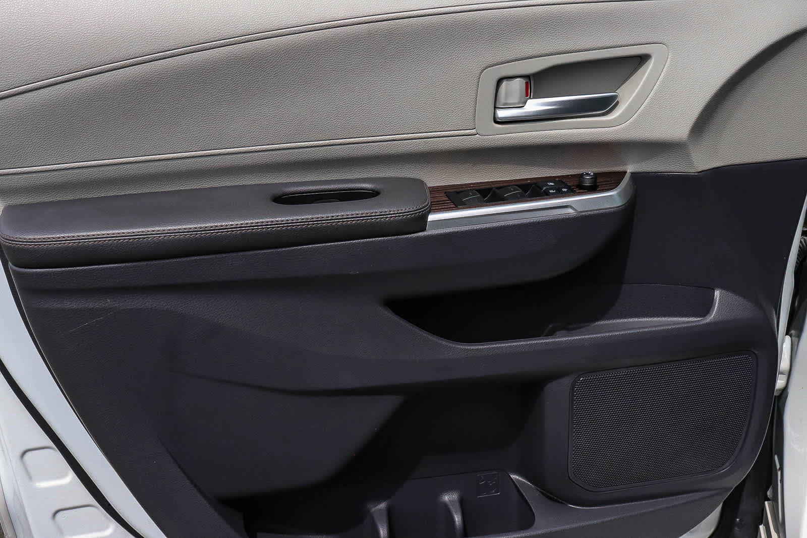 Used 2021 Toyota Sienna XLE w/ XLE Plus Package FWD image 34